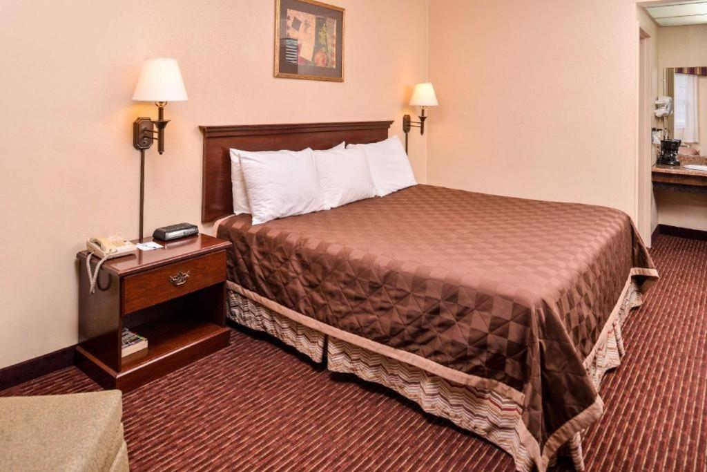 Americas Best Value Inn Еллаєнс Екстер'єр фото