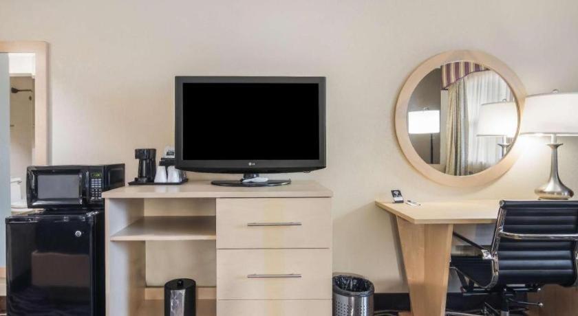 Americas Best Value Inn Еллаєнс Екстер'єр фото